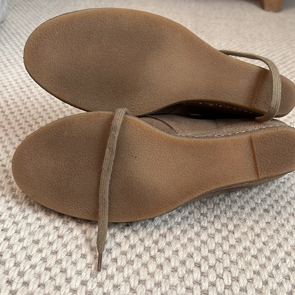 JCrew women’s platform Chukka boot - Picture 4 of 4